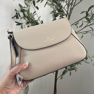 BNWT Kate Spade Light Tan Crossbody Bag